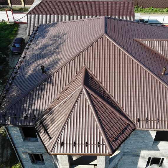 Монтаж сложной крыши и кровли в Кирсанове и Тамбовской области